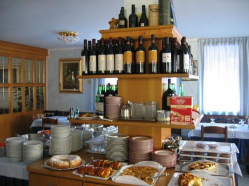 Hotel Serena Dimaro Zewnętrze zdjęcie