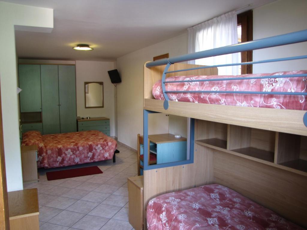 Hotel Serena Dimaro Pokój zdjęcie