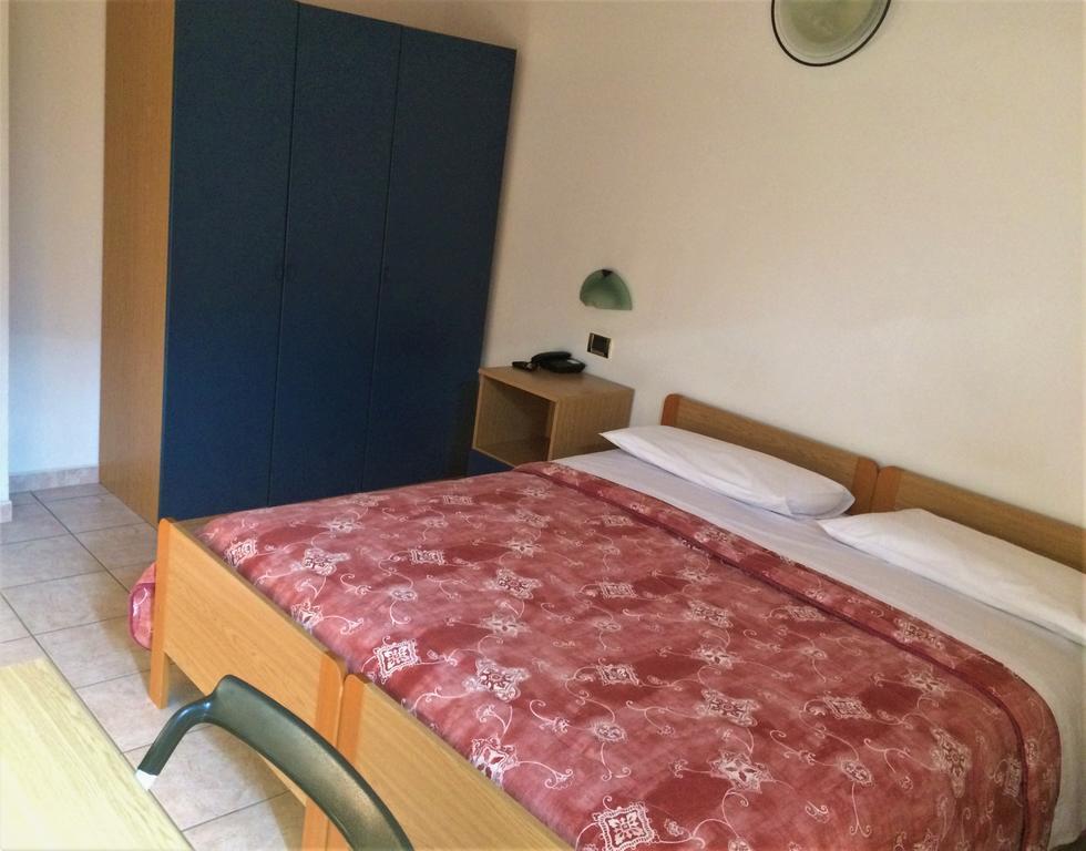 Hotel Serena Dimaro Zewnętrze zdjęcie